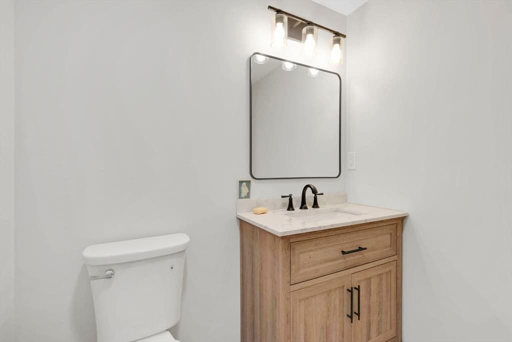 42 Wheeler Dr, Enfield CT 06082 photo 30