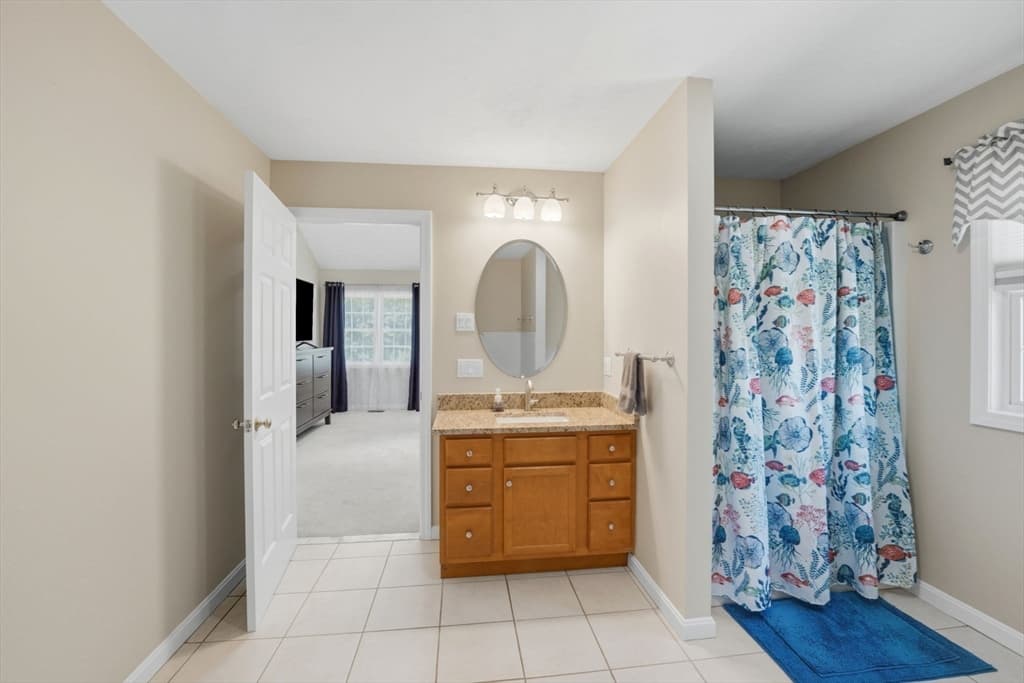 Condominium at 23 Azalea Ln # 23, Grafton MA 01519, Grafton, photo 36 of 41
