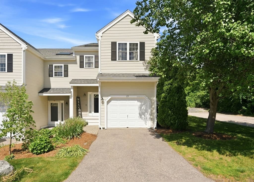 23 Azalea Ln # 23, Grafton MA 01519