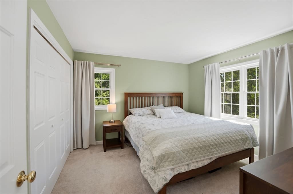 Condominium at 23 Azalea Ln # 23, Grafton MA 01519, Grafton, photo 40 of 41