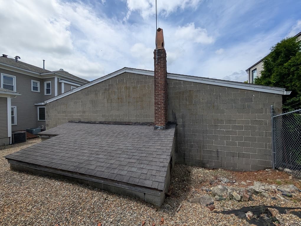 142 W Boylston Dr, Worcester MA 01606 photo 27
