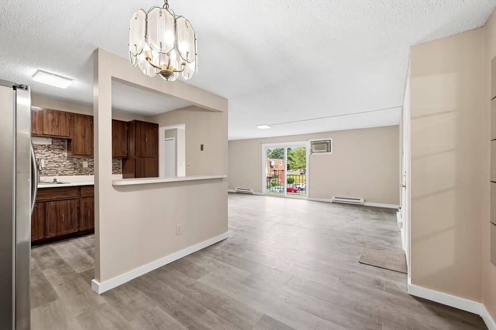 Condominium at 80 Damon Rd # 4302, Northampton MA 01060, Northampton, photo 9 of 25