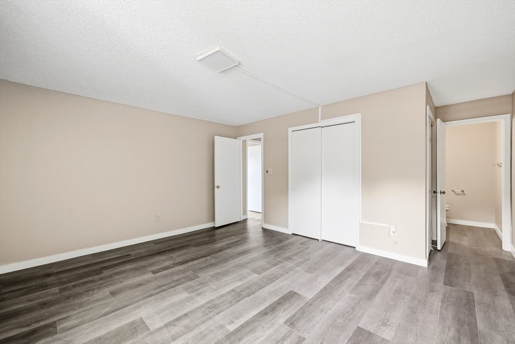 Condominium at 80 Damon Rd # 4302, Northampton MA 01060, Northampton, photo 15 of 25