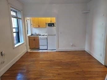 Condominium at 39 Hemenway Street # 09, Boston MA 02115, Boston, photo 3 of 7