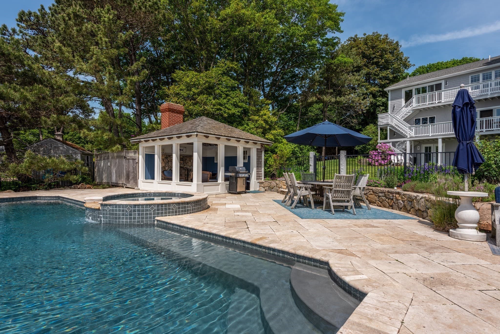 Single Family Residence at 16 Hesperus Circle, Gloucester MA 01930, Gloucester, photo 3 of 40