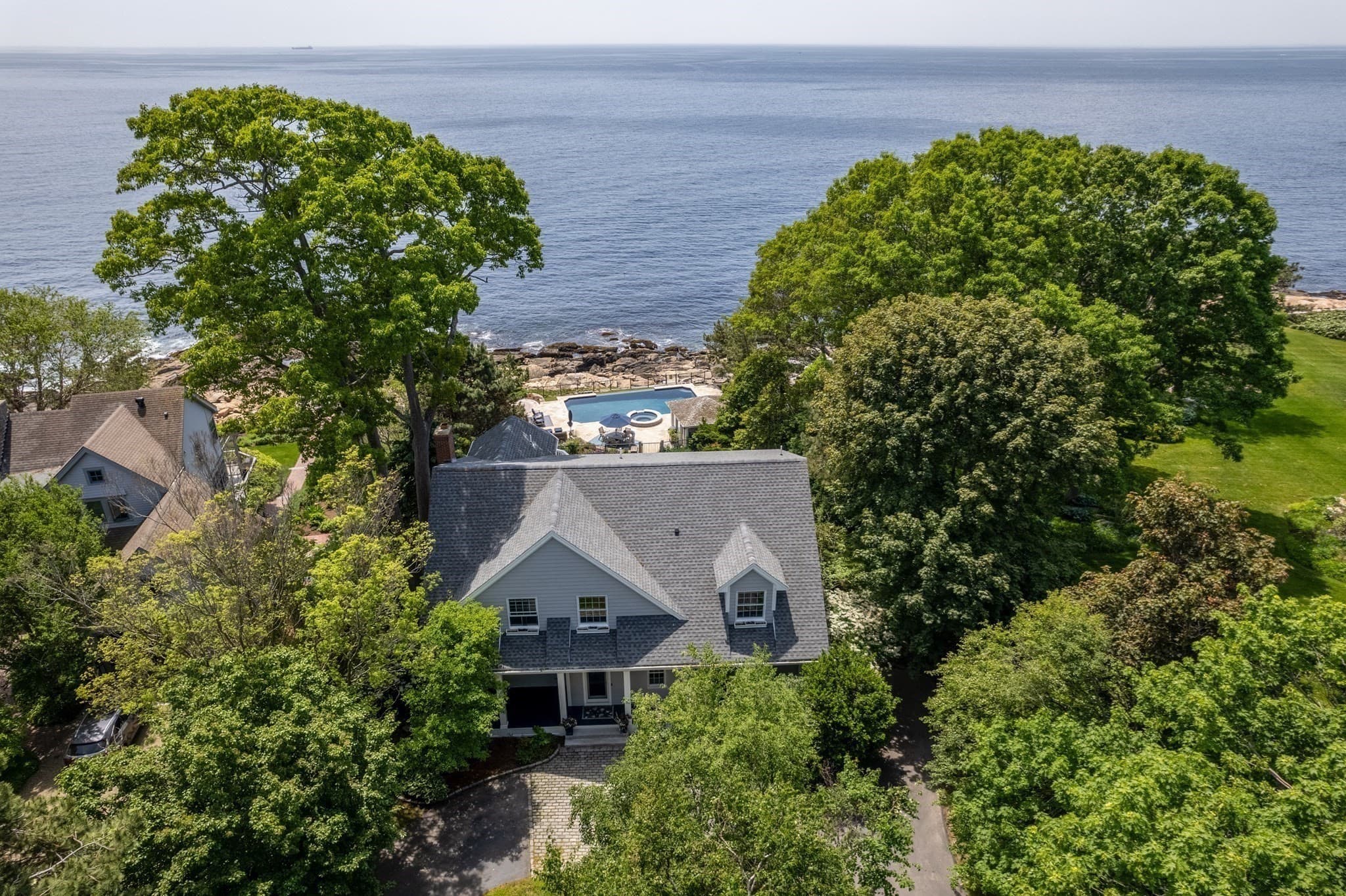 Single Family Residence at 16 Hesperus Circle, Gloucester MA 01930, Gloucester, photo 4 of 40