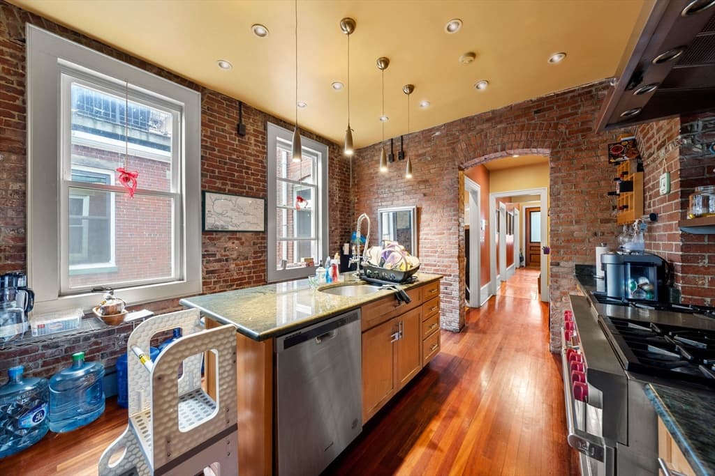 Single Family Residence at 16 Perrin St, Boston MA 02119, Boston, photo 12 of 37