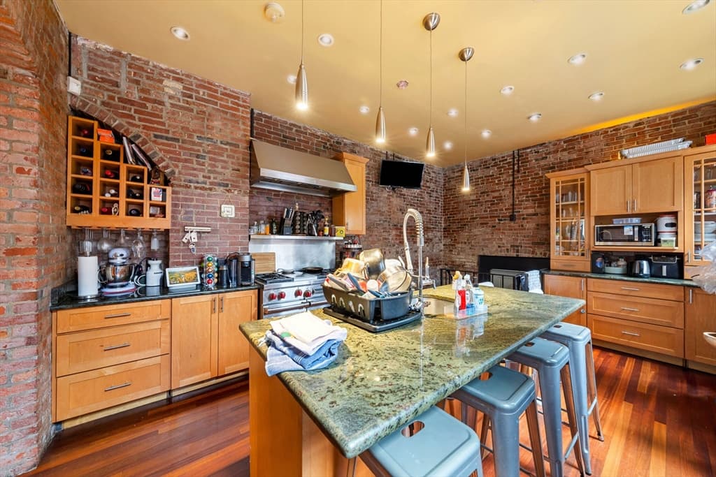 Single Family Residence at 16 Perrin St, Boston MA 02119, Boston, photo 11 of 37