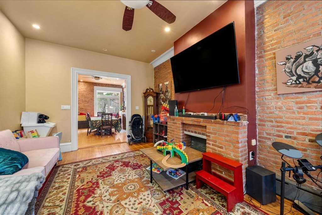 Single Family Residence at 16 Perrin St, Boston MA 02119, Boston, photo 8 of 37