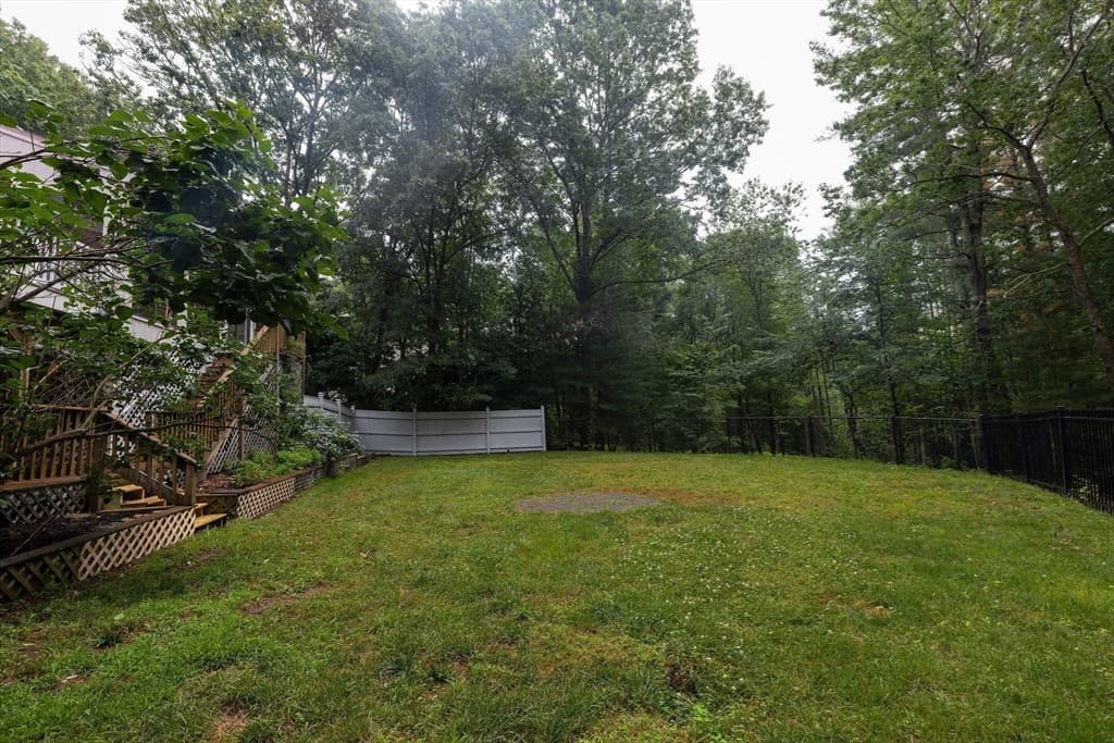 Single Family Residence at 7 Tinkers Ledge Rd, Duxbury MA 02332, Duxbury, photo 32 of 41