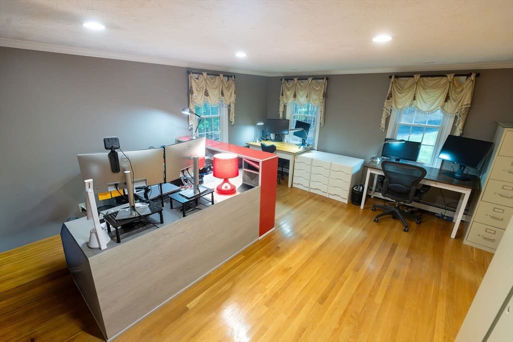 Single Family Residence at 7 Tinkers Ledge Rd, Duxbury MA 02332, Duxbury, photo 9 of 41