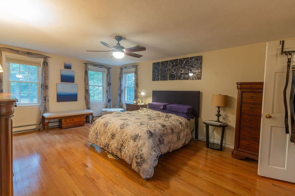 Single Family Residence at 7 Tinkers Ledge Rd, Duxbury MA 02332, Duxbury, photo 14 of 41