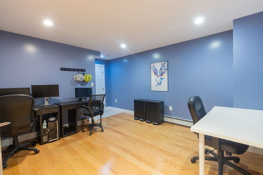 Single Family Residence at 7 Tinkers Ledge Rd, Duxbury MA 02332, Duxbury, photo 11 of 41