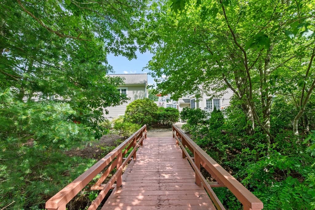 Condominium at 235 Carver Rd # 3, Plymouth MA 02360, Plymouth, photo 29 of 32