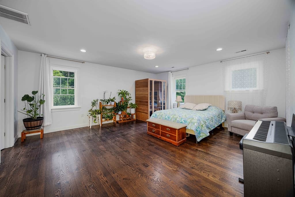 Single Family Residence at 35 Milford Street, Medway MA 02053, Medway, photo 15 of 40
