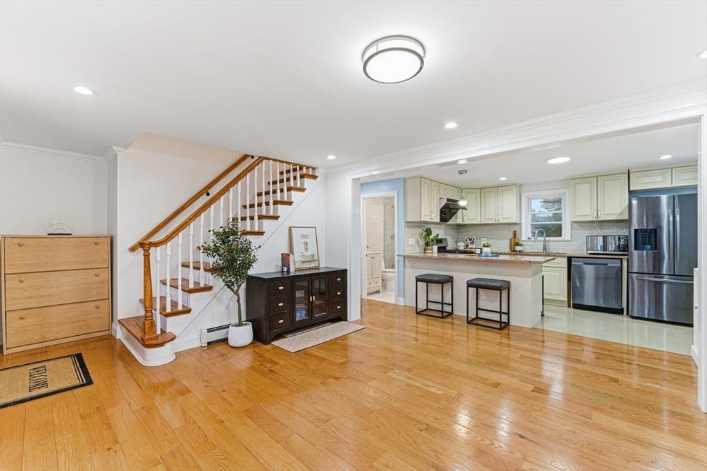 Single Family Residence at 63 Dickerman Lane, Braintree MA 02184, photo 6 of 34