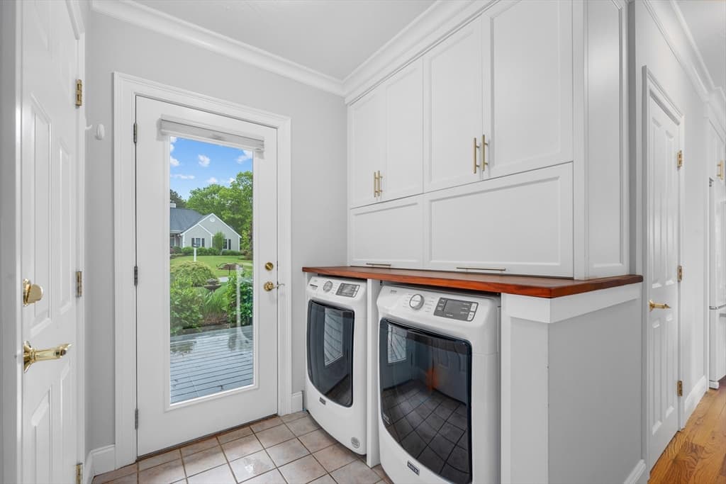 Single Family Residence at 35 Bayshore Dr, Mashpee MA 02649, Mashpee, photo 17 of 41