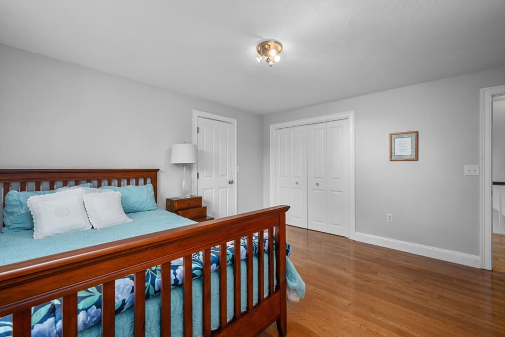 Single Family Residence at 35 Bayshore Dr, Mashpee MA 02649, Mashpee, photo 22 of 41
