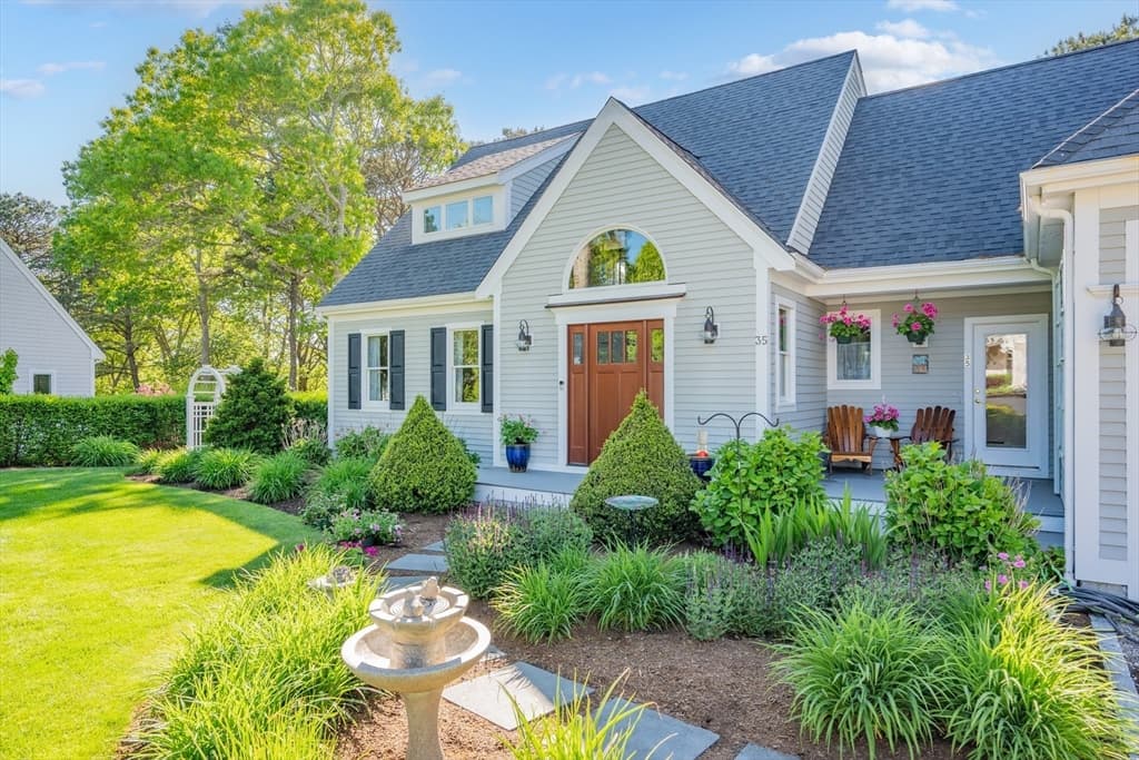 Single Family Residence at 35 Bayshore Dr, Mashpee MA 02649, Mashpee, photo 32 of 41