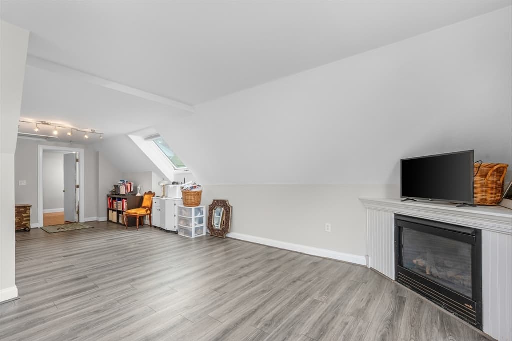Single Family Residence at 35 Bayshore Dr, Mashpee MA 02649, Mashpee, photo 24 of 41