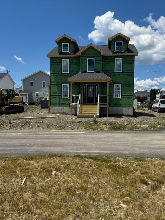 55 Princeton Circle, Fall River MA 02724