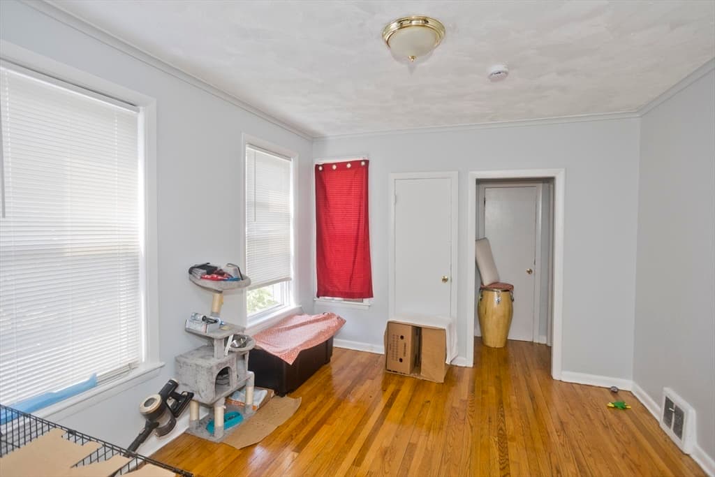 90 Andrew St, Springfield MA 01109 photo 9