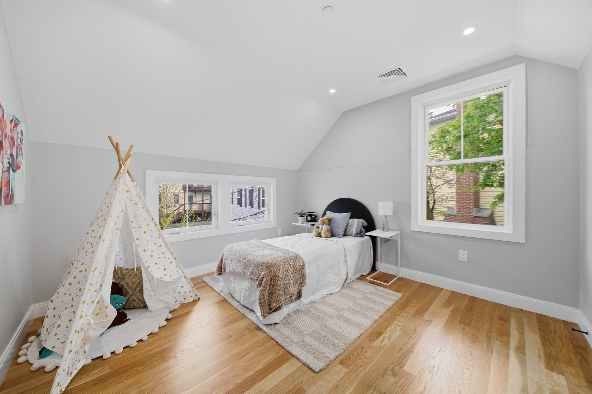 3 Family at 174 Walnut Street, Somerville MA 02145, Somerville, photo 6 of 26