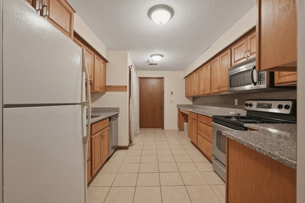 14 Royal Lake Drive # 1, Braintree MA 02184 photo 12