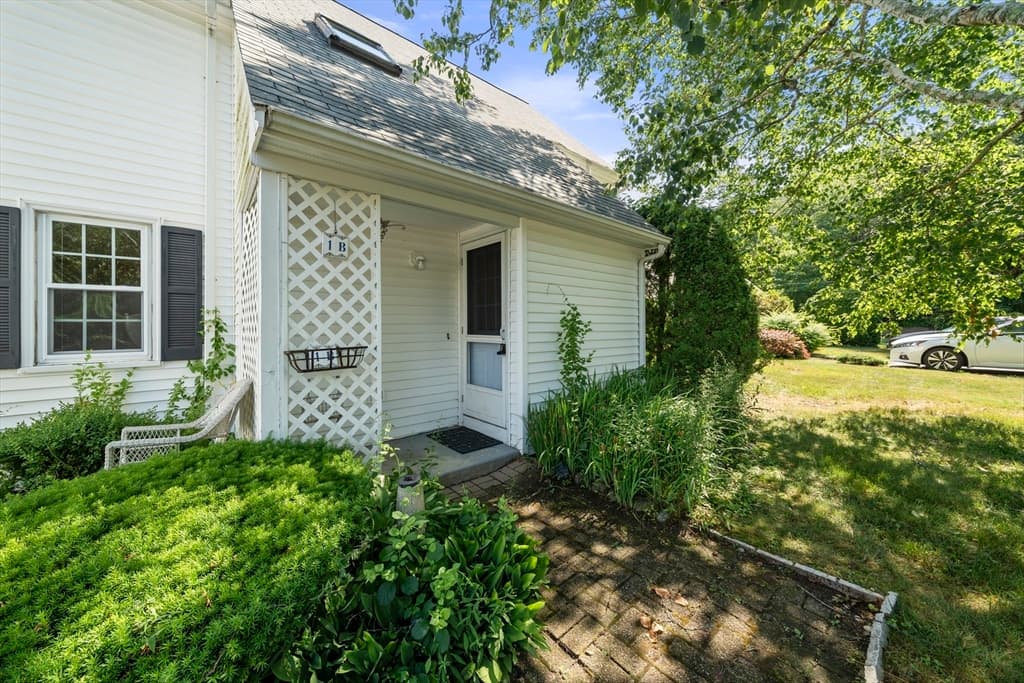 Condominium at 12 State Rd # 1B, Plymouth MA 02360, Plymouth, photo 2 of 30
