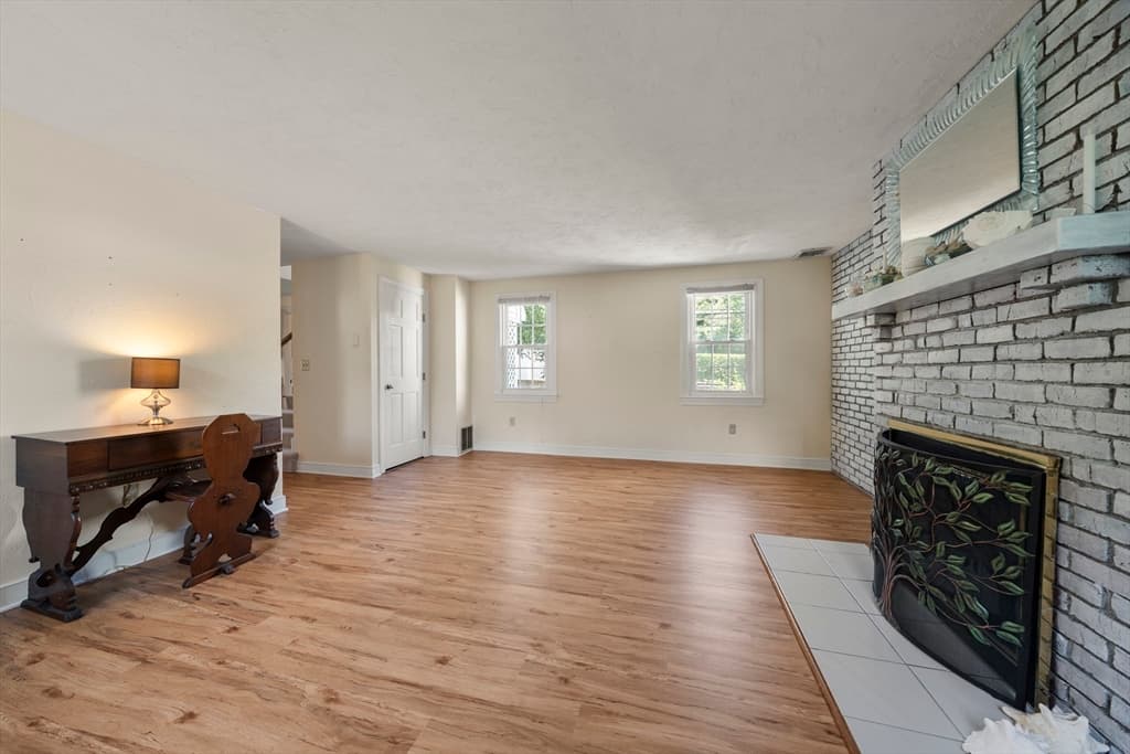 Condominium at 12 State Rd # 1B, Plymouth MA 02360, Plymouth, photo 17 of 30