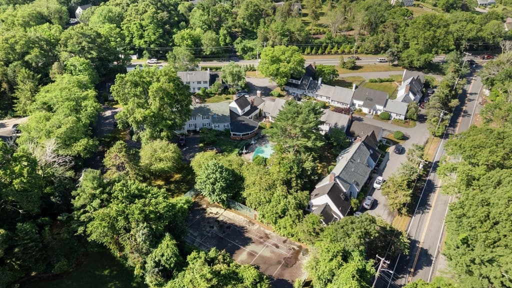 Condominium at 12 State Rd # 1B, Plymouth MA 02360, Plymouth, photo 9 of 30