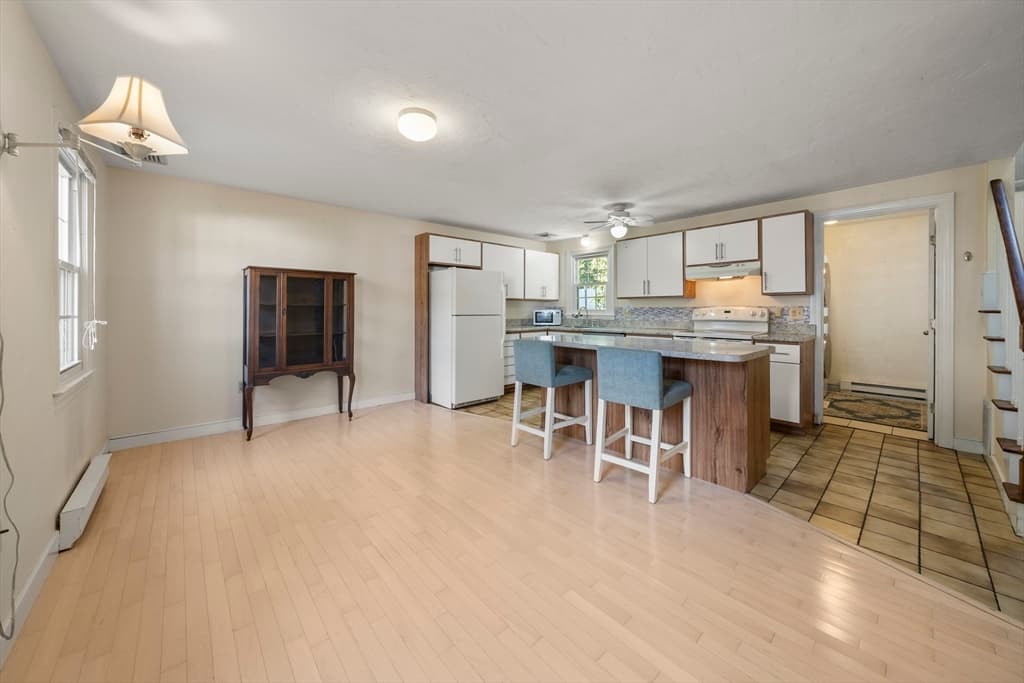 Condominium at 12 State Rd # 1B, Plymouth MA 02360, Plymouth, photo 11 of 30