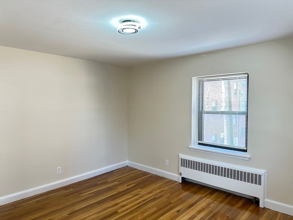 Condominium at 101 Nahant St # 3, Lynn MA 01902, Lynn, photo 18 of 24