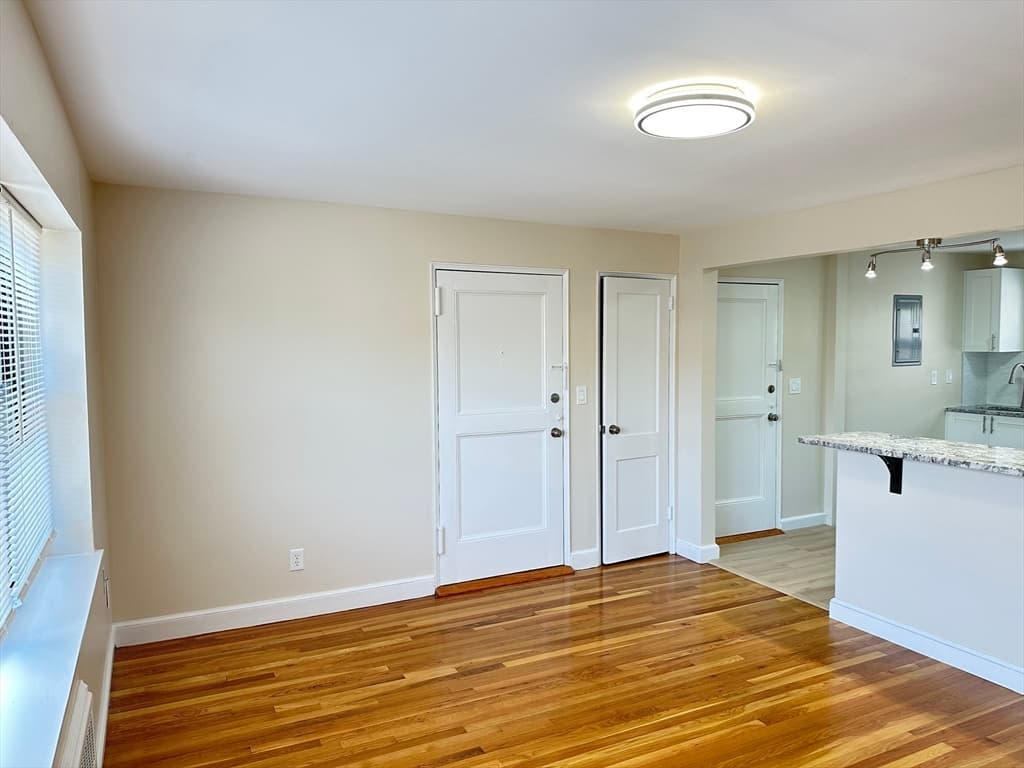 Condominium at 101 Nahant St # 3, Lynn MA 01902, Lynn, photo 15 of 24