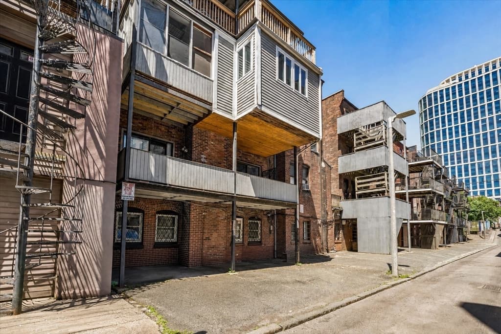 Condominium at 28 Edgerly Rd # 2, Boston MA 02115, Boston, photo 15 of 21