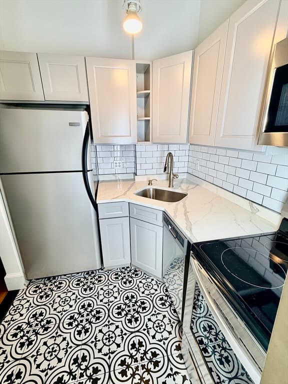 Condominium at 328 Dartmouth St # 8, Boston MA 02116, Boston, photo 14 of 25