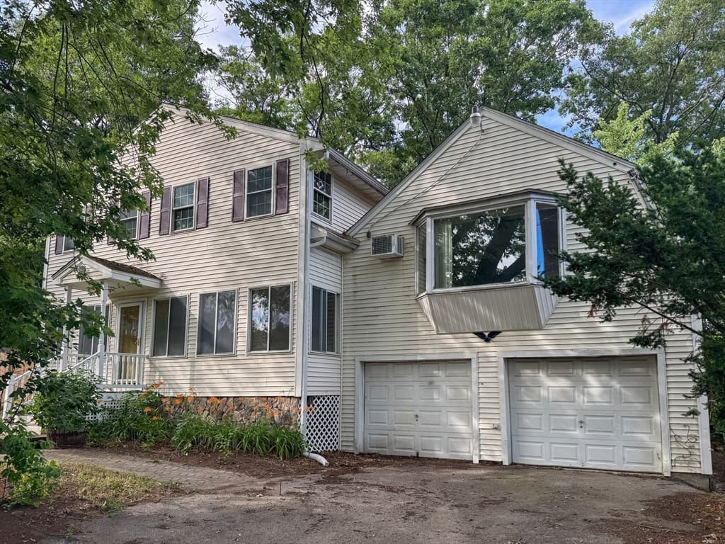 Single Family Residence at 744 Boston Rd, Billerica MA 01821, Billerica, photo 2 of 26