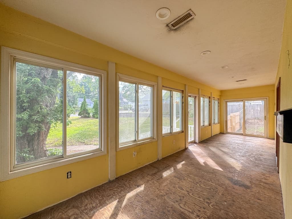Single Family Residence at 744 Boston Rd, Billerica MA 01821, Billerica, photo 6 of 26