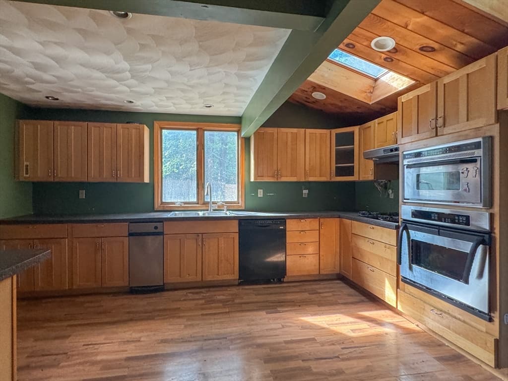 Single Family Residence at 744 Boston Rd, Billerica MA 01821, Billerica, photo 10 of 26