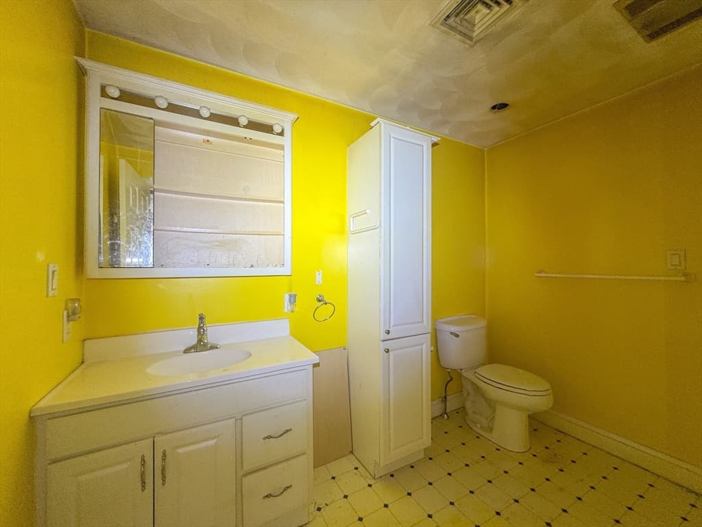 Single Family Residence at 744 Boston Rd, Billerica MA 01821, Billerica, photo 14 of 26