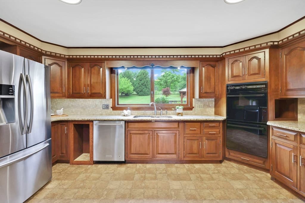 235 N Westfield St, Agawam MA 01030 photo 5
