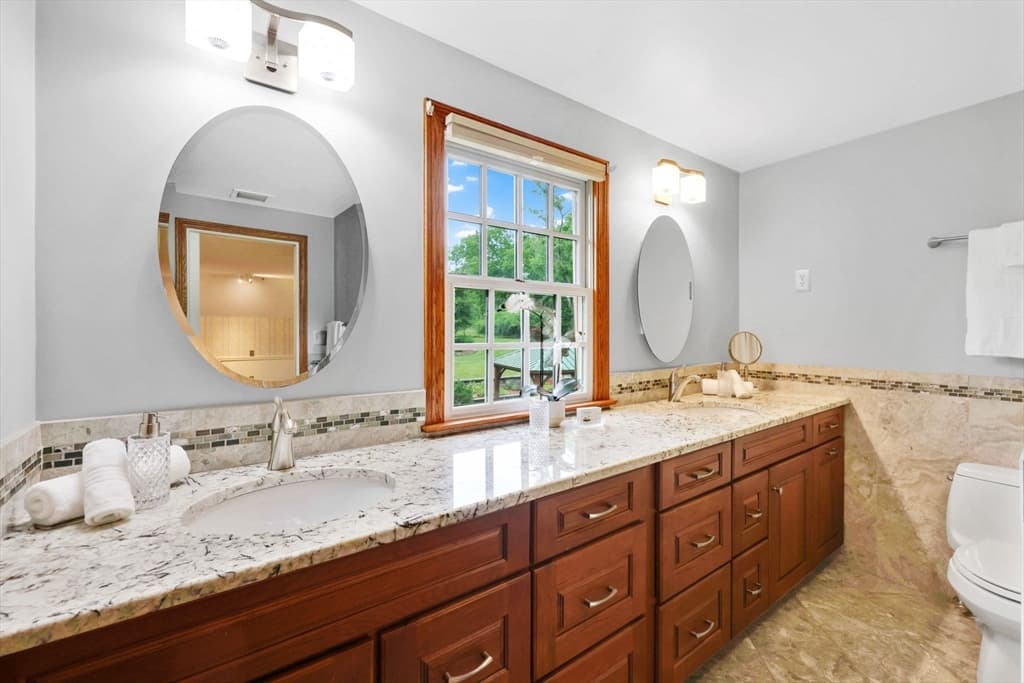 235 N Westfield St, Agawam MA 01030 photo 14