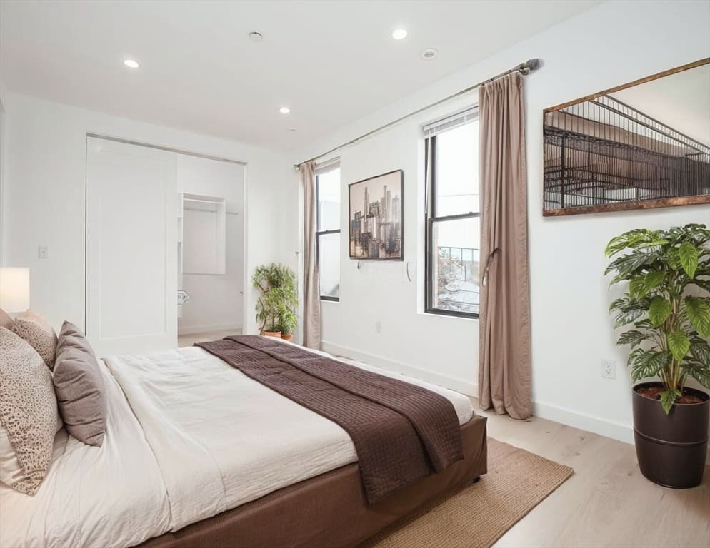 Condominium at 340 West 2nd Street # 9, Boston MA 02127, Boston, photo 16 of 36