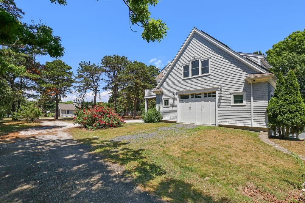 Single Family Residence at 379 Monomoscoy Rd, Mashpee MA 02649, Mashpee, photo 16 of 34