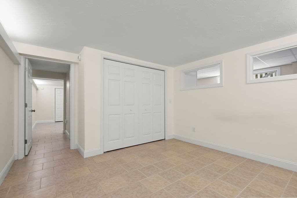 Single Family Residence at 379 Monomoscoy Rd, Mashpee MA 02649, Mashpee, photo 10 of 34