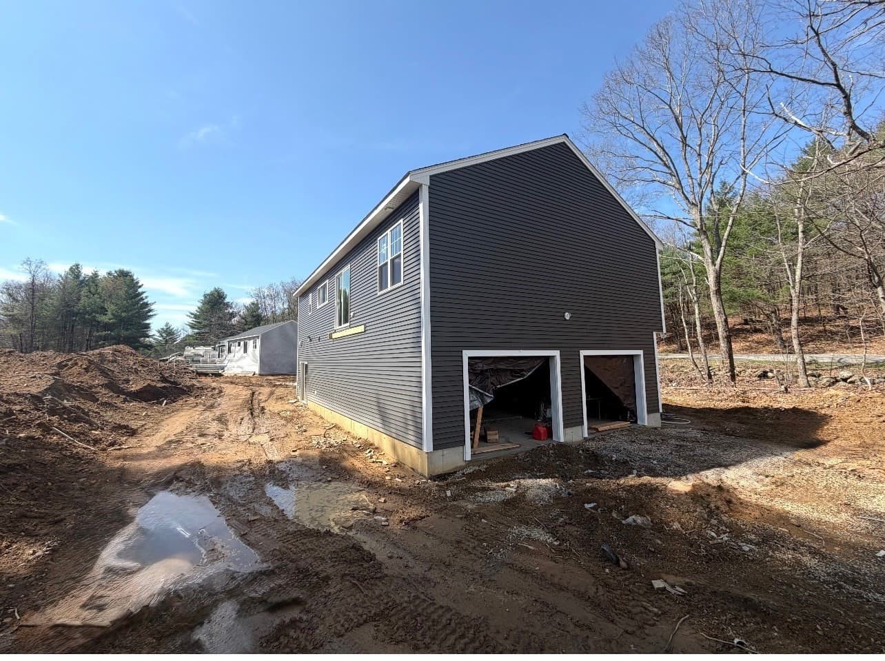 Single Family Residence at 950 Old W Brookfield Rd, Warren MA 01083, Warren, photo 2 of 14