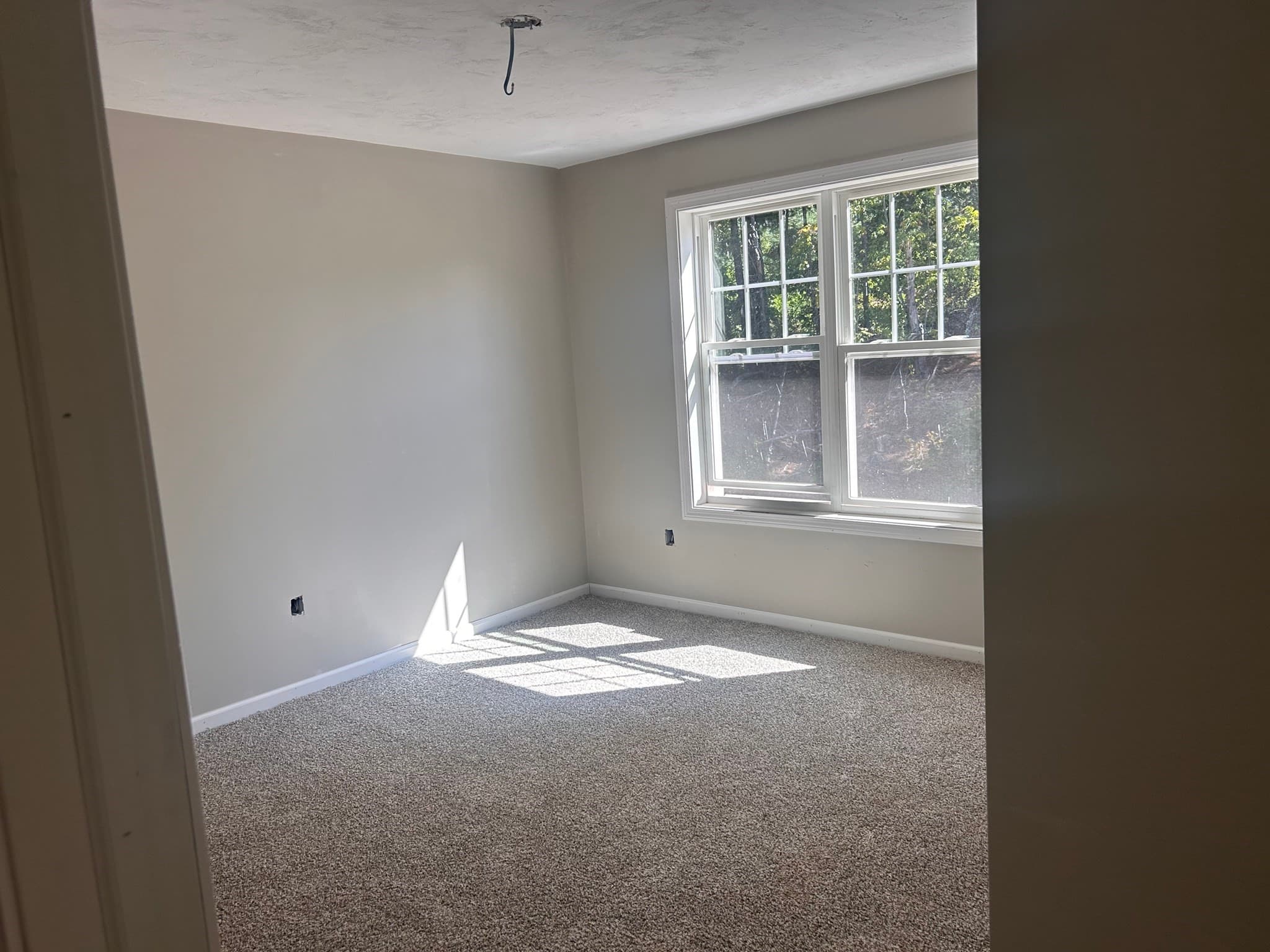 Single Family Residence at 950 Old W Brookfield Rd, Warren MA 01083, Warren, photo 6 of 14