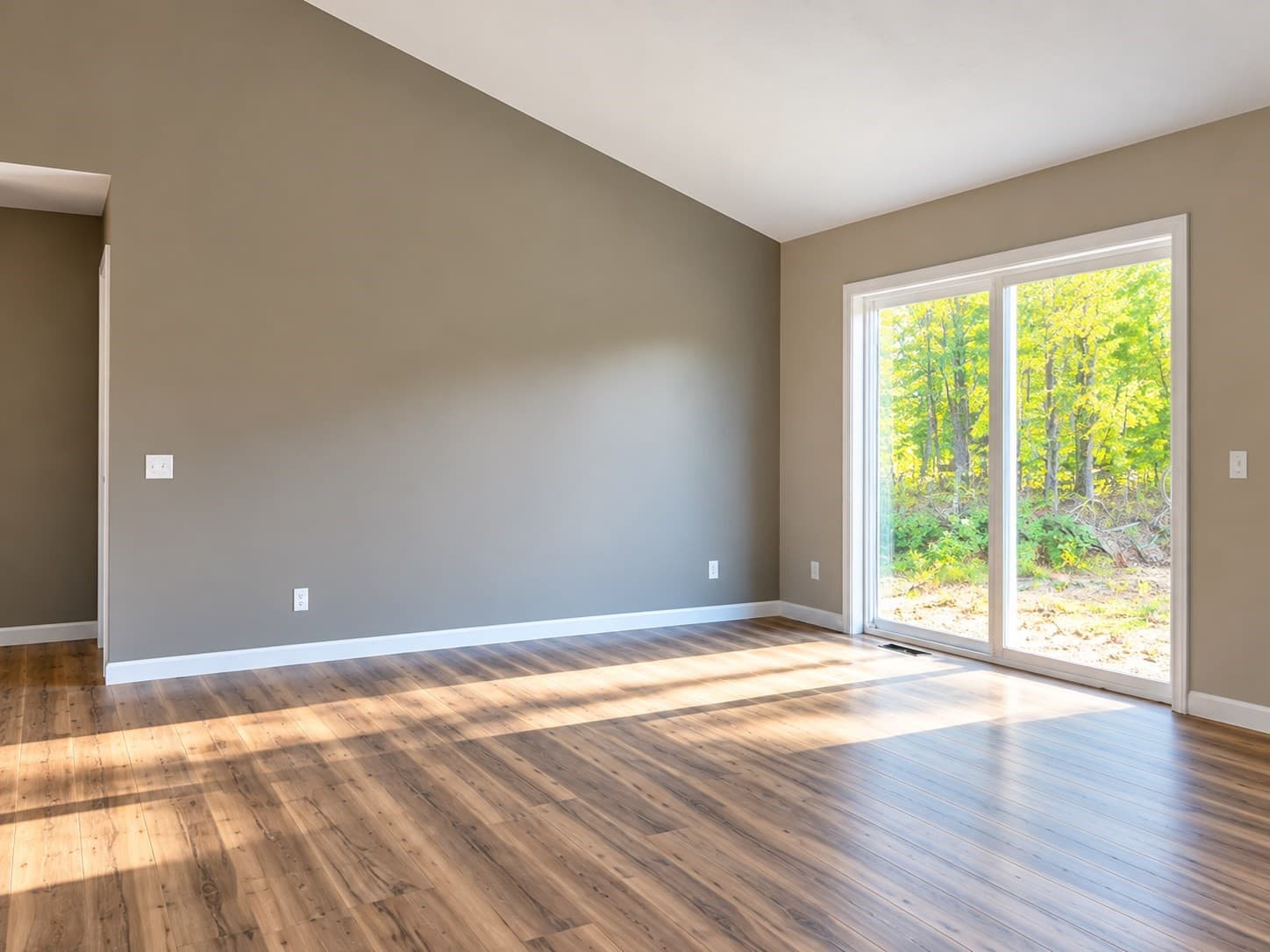 Single Family Residence at 950 Old W Brookfield Rd, Warren MA 01083, Warren, photo 9 of 14