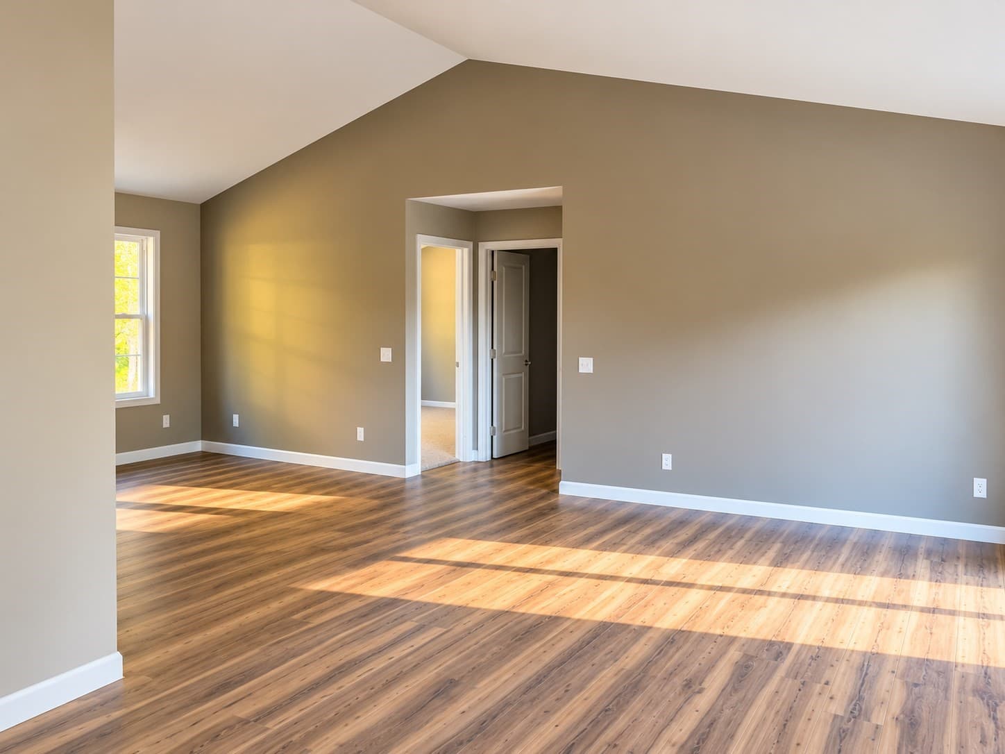 Single Family Residence at 950 Old W Brookfield Rd, Warren MA 01083, Warren, photo 10 of 14