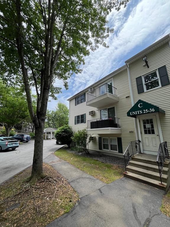 Condominium at 1261 Church # 35, New Bedford MA 02745, New Bedford, photo 10 of 12